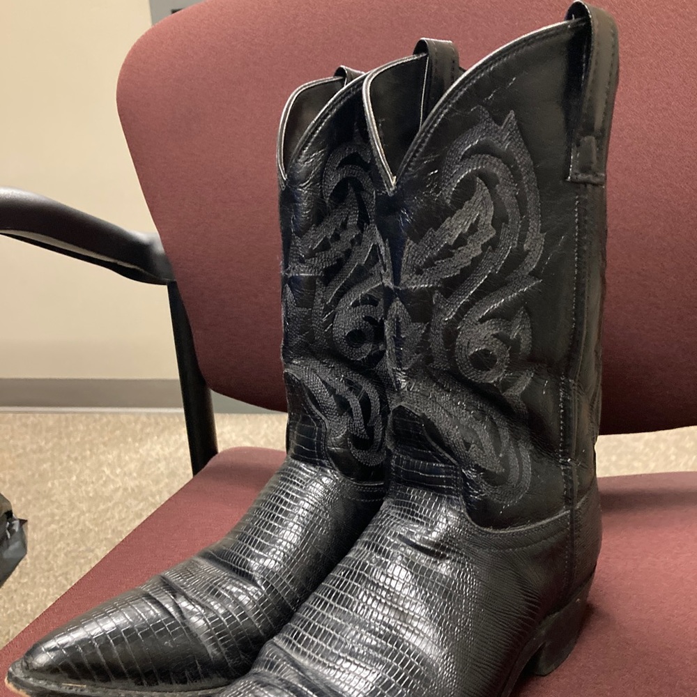 Genuine Leather Cowboy Boots, black size 9M